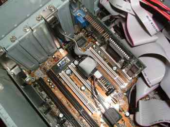ISA and PCI expansion slots inside the Pentium 120